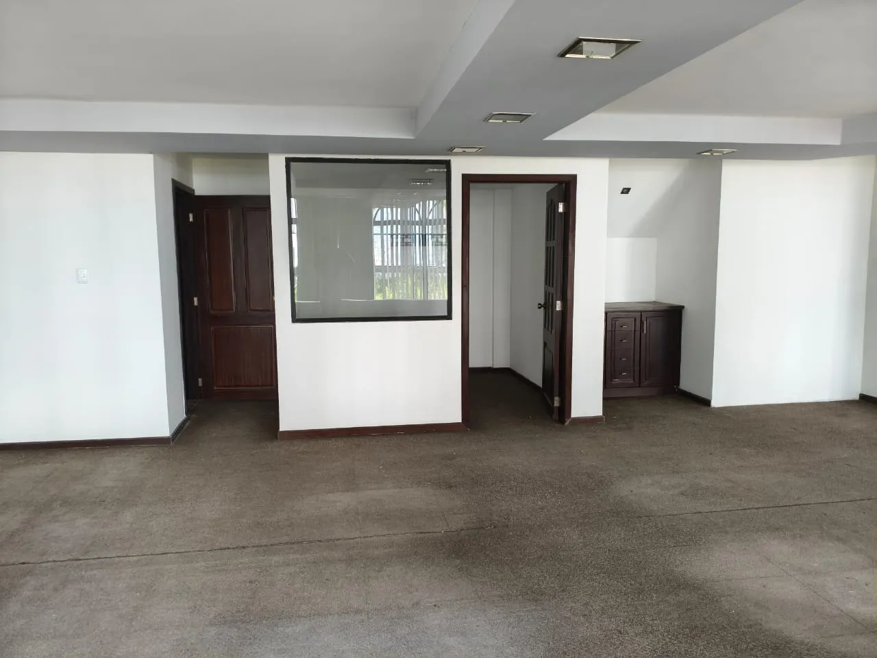 Comercial en alquiler en Quito — foto 18 de 27