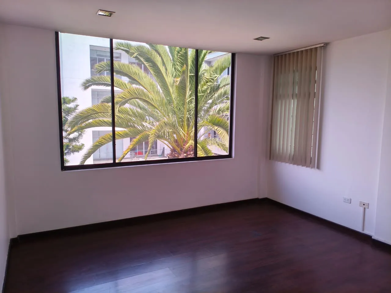 Comercial en alquiler en Quito — foto 25 de 27