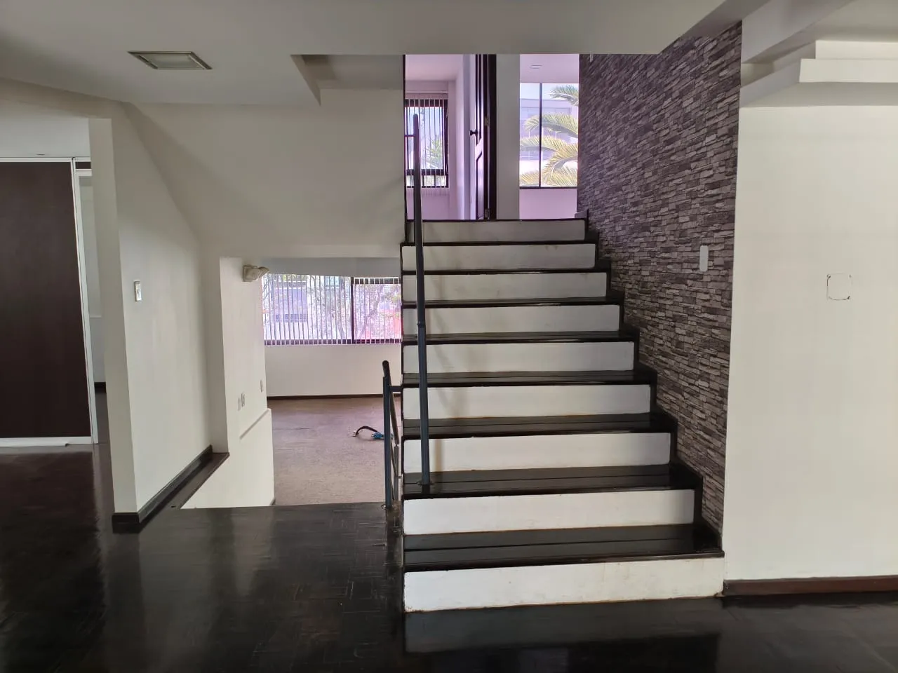 Comercial en alquiler en Quito — foto 17 de 27