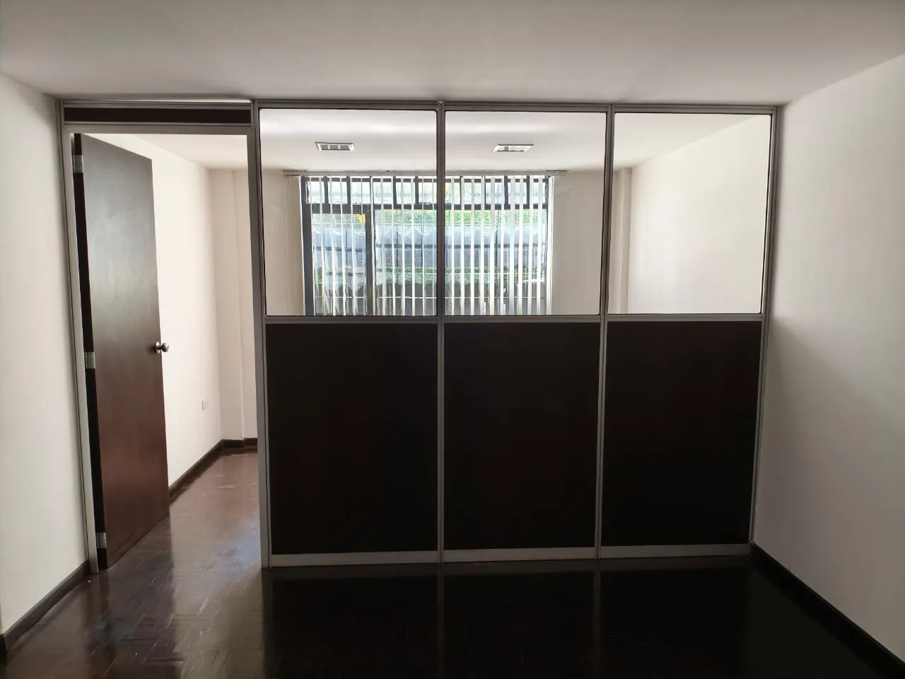 Comercial en alquiler en Quito — foto 9 de 27