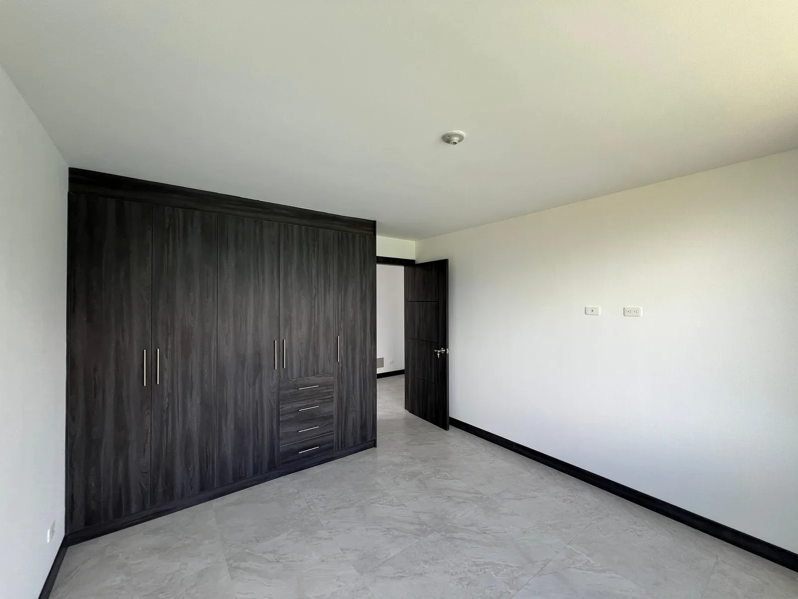 Casa en venta en Quito — foto 9 de 21