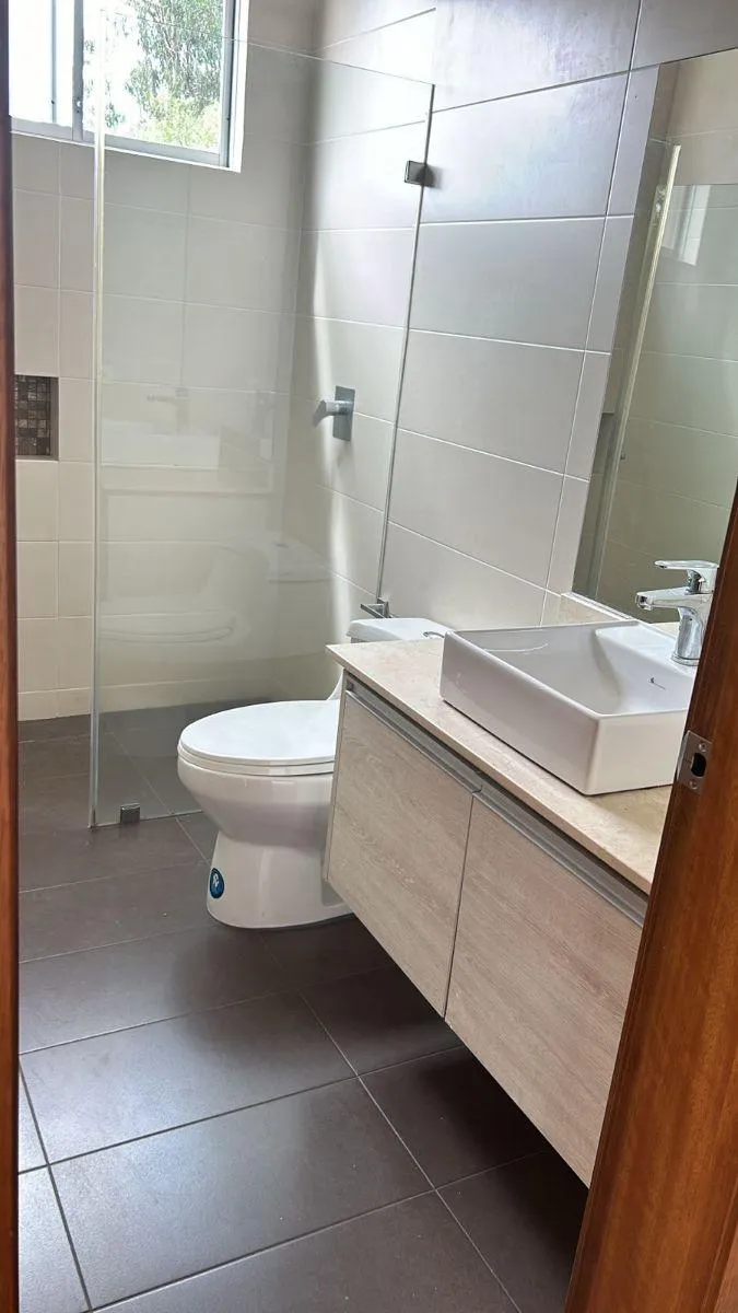 Casa en venta en Cumbayá, Quito — foto 5 de 7