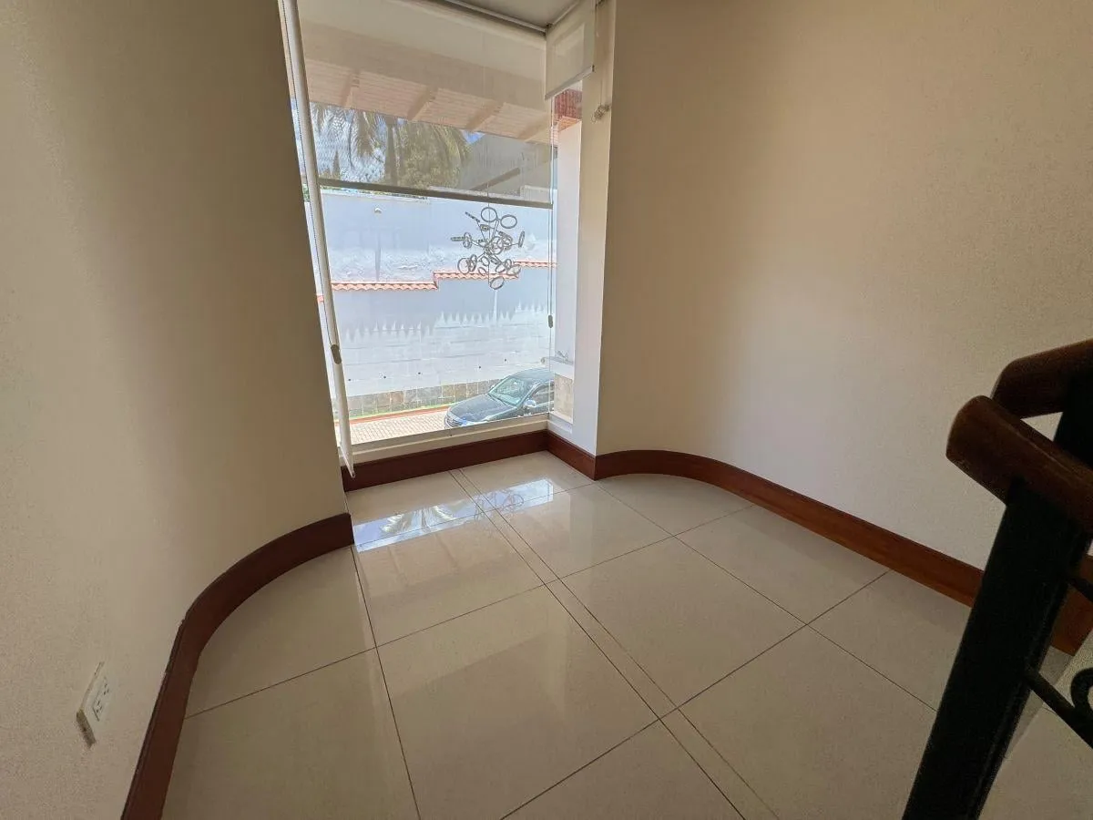 Casa en alquiler en Campo Alegre, Quito — foto 5 de 12