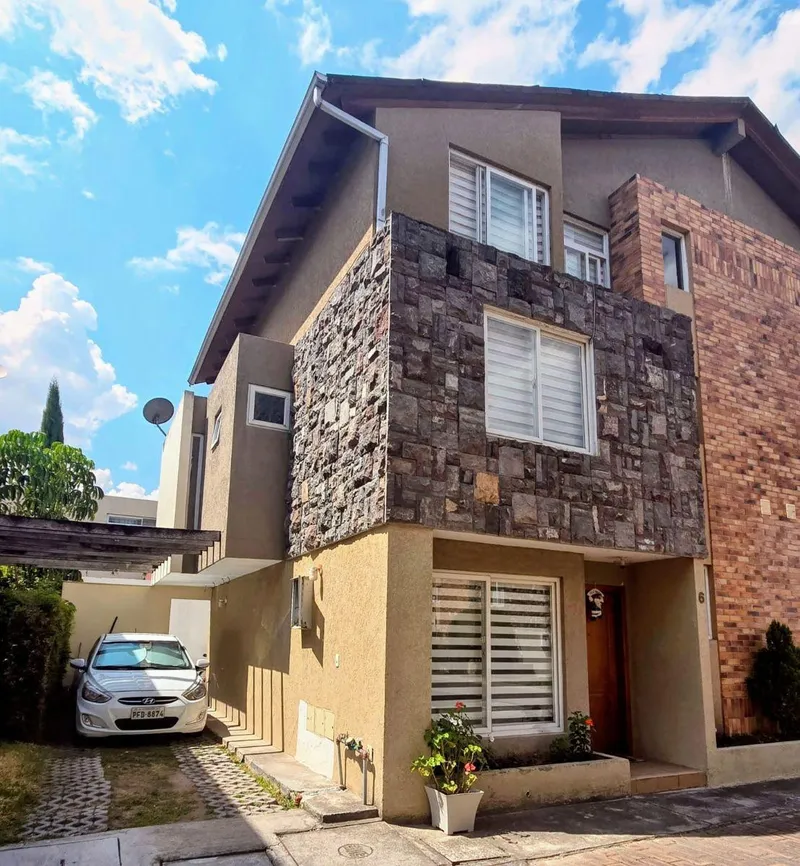 Casa en venta en Cumbayá, Quito