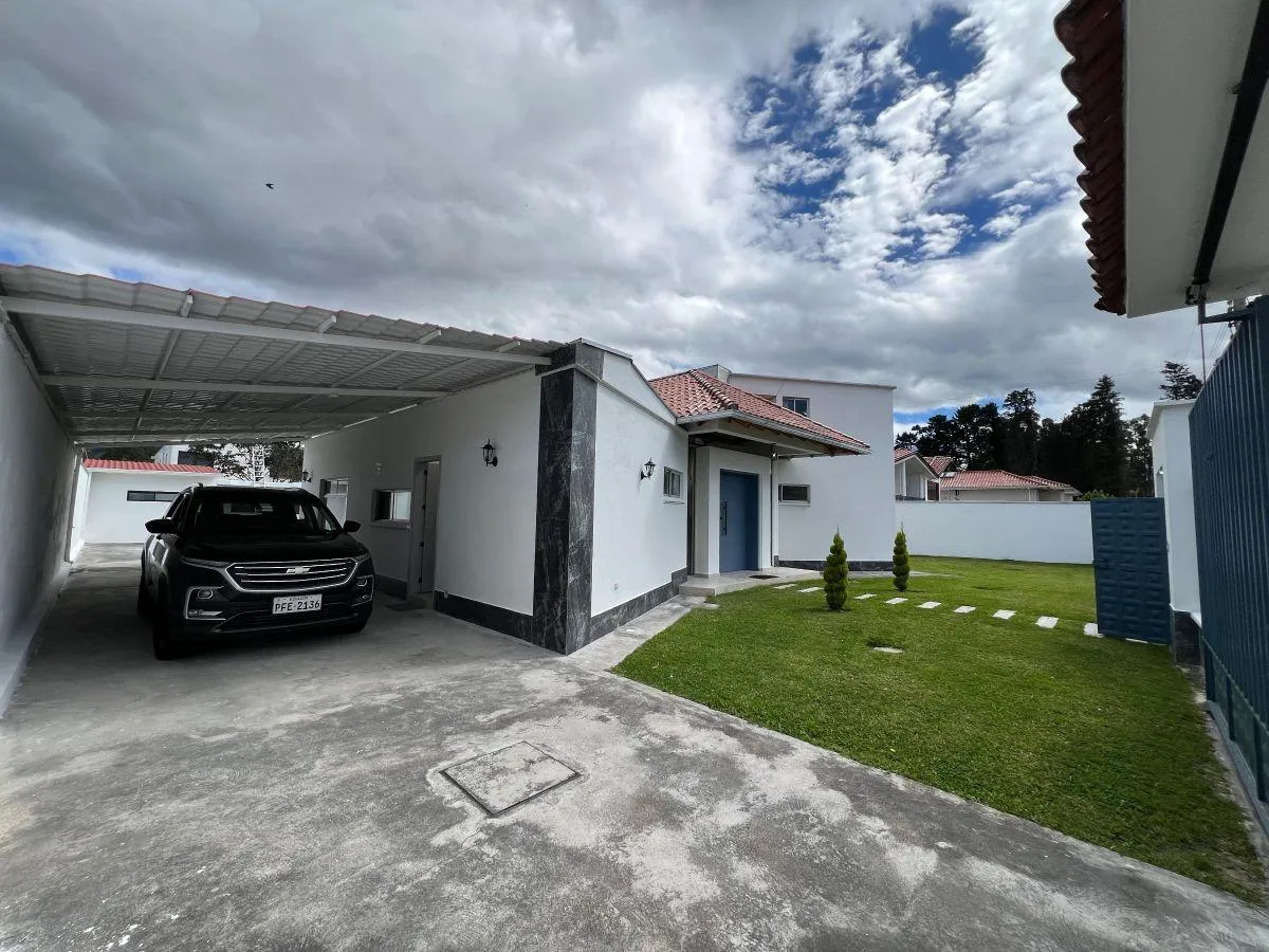 Casa en venta en Capelo, Quito — foto 8 de 22