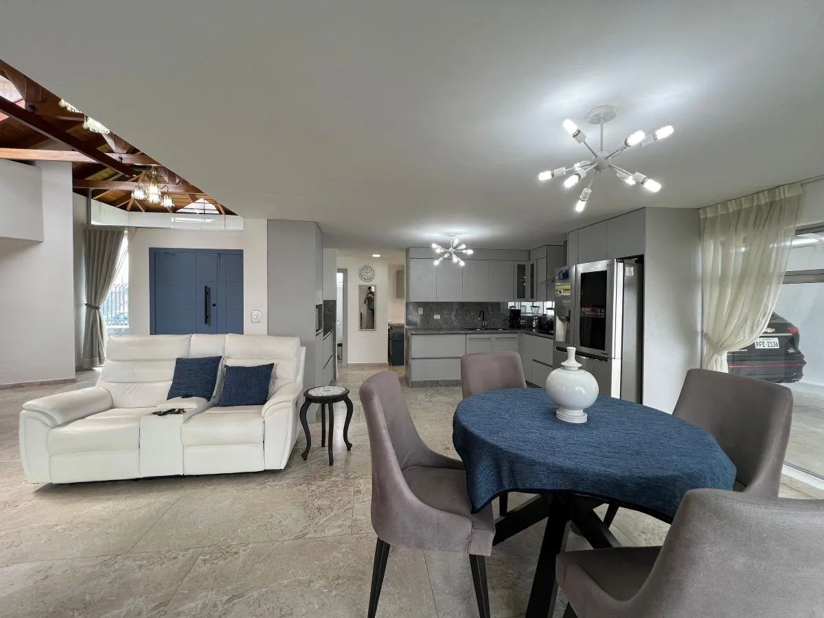 Casa en venta en Capelo, Quito — foto 17 de 22