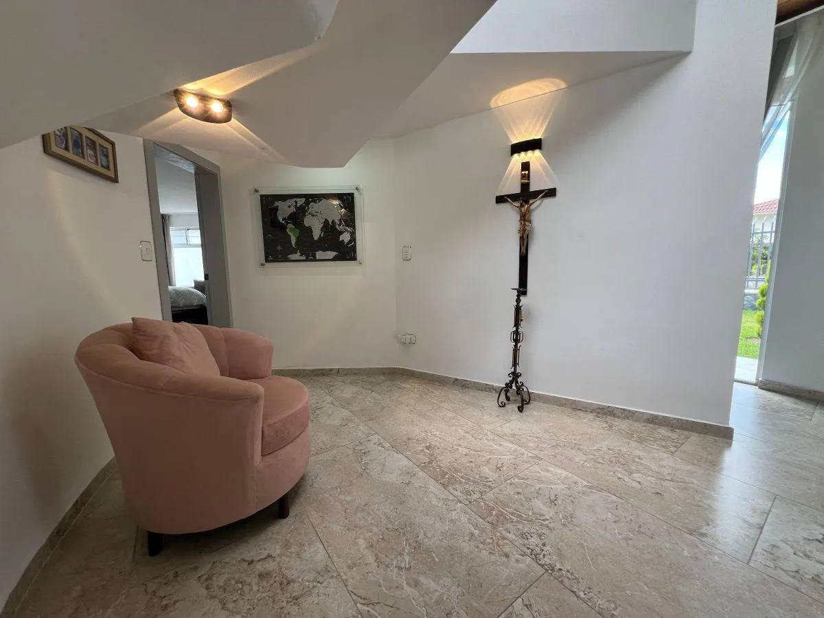 Casa en venta en Capelo, Quito — foto 4 de 22