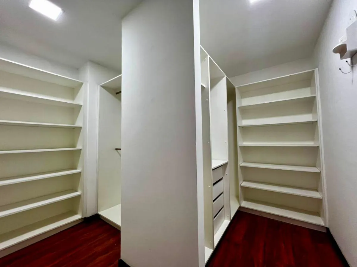 Departamento en alquiler en República del Salvador, Quito — foto 6 de 8