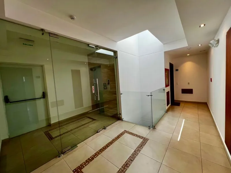 Departamento en alquiler en República del Salvador, Quito — foto 4 de 8