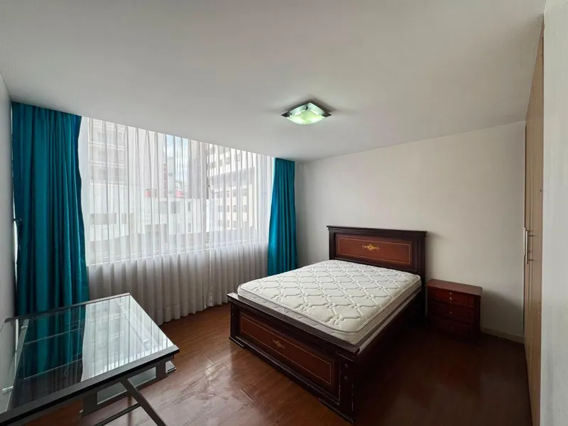 Departamento en alquiler en República del Salvador, Quito — foto 2 de 10