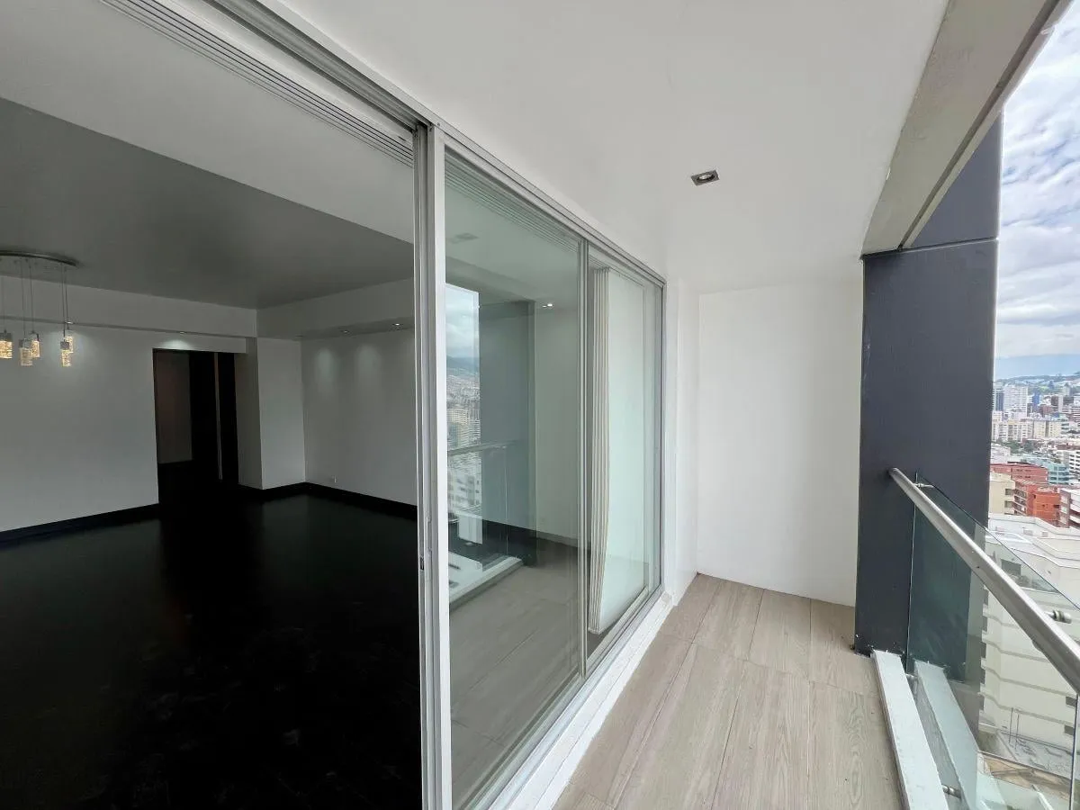 Departamento en venta en González Suárez, Quito — foto 9 de 16