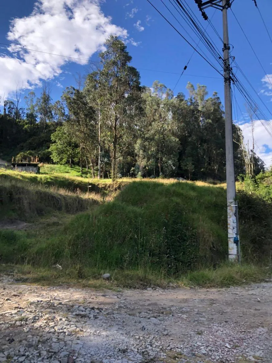 Terreno en venta en Valle de los Chillos, Quito — foto 10 de 14