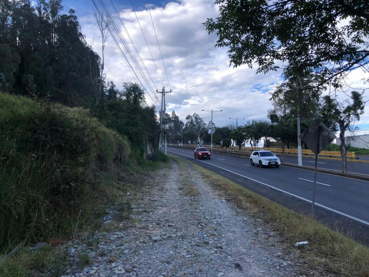 Terreno en venta en Valle de los Chillos, Quito — foto 6 de 14