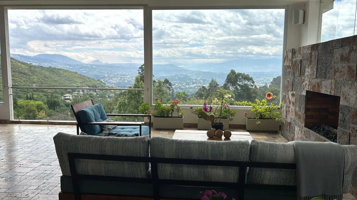 Casa en venta en Cumbayá, Quito — foto 6 de 10