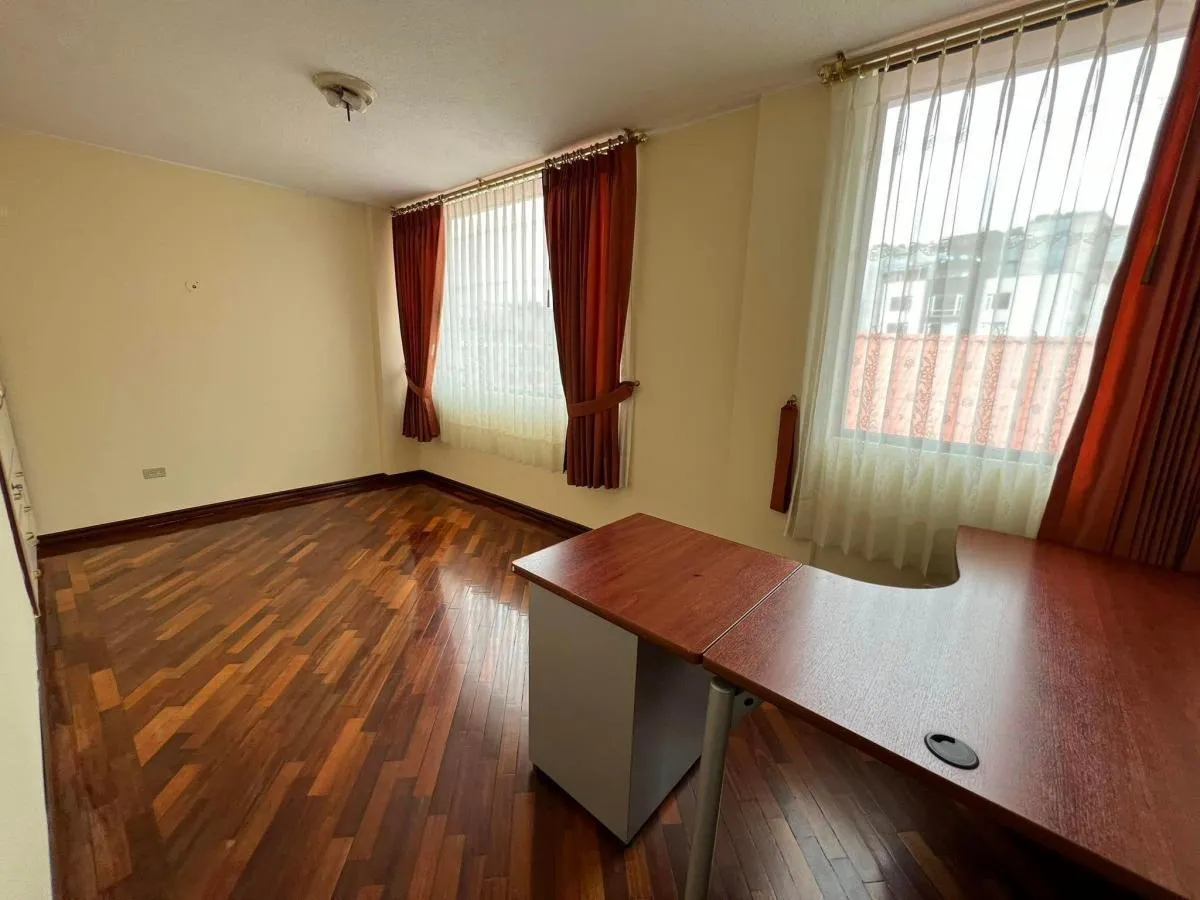 Casa en alquiler en Bellavista, Quito — foto 16 de 30