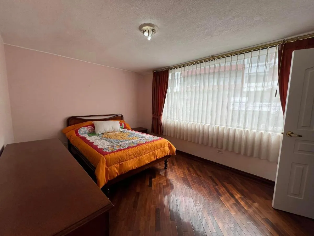 Casa en alquiler en Bellavista, Quito — foto 13 de 30