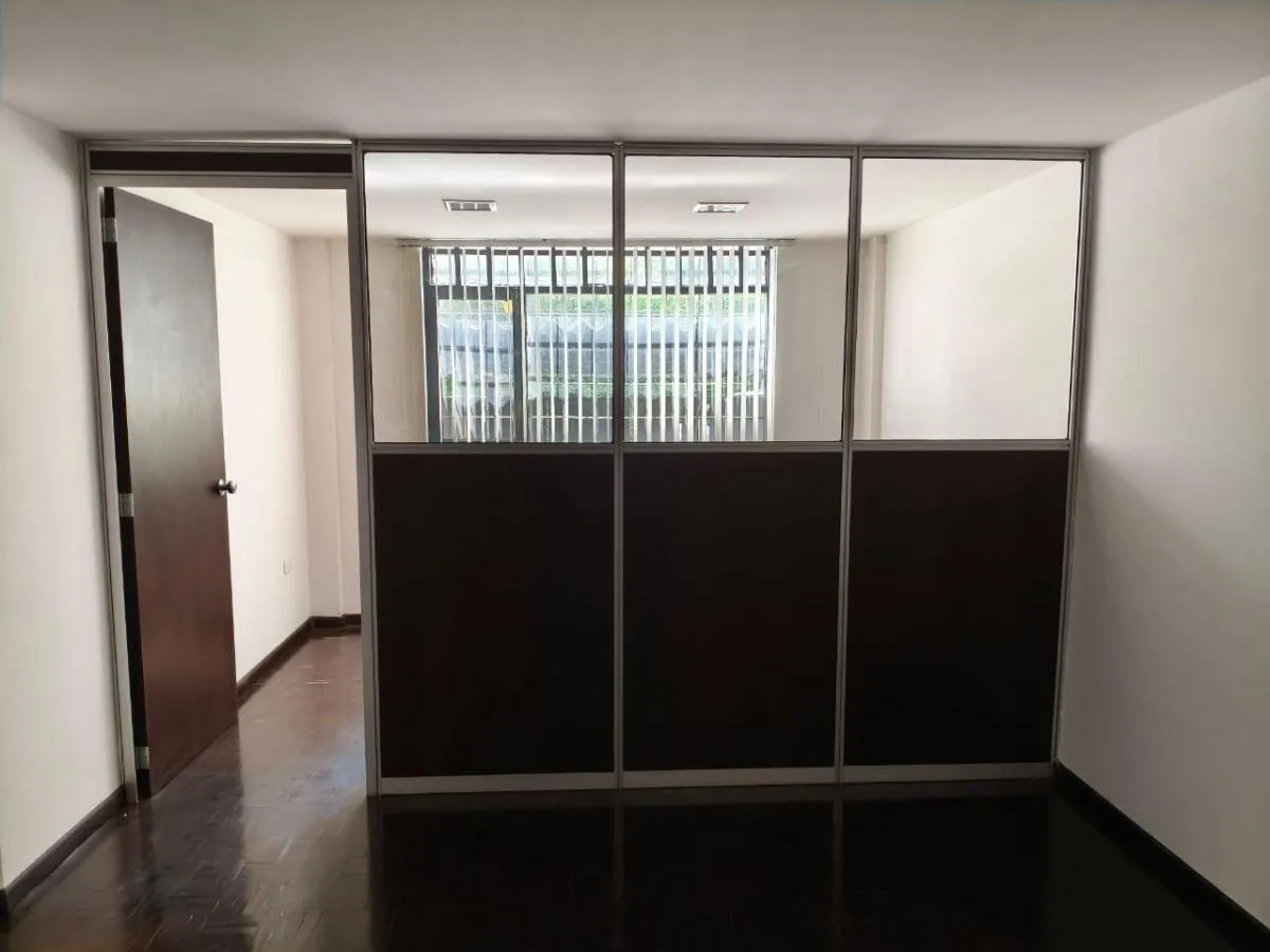 Comercial en alquiler en La Carolina, Quito — foto 22 de 30