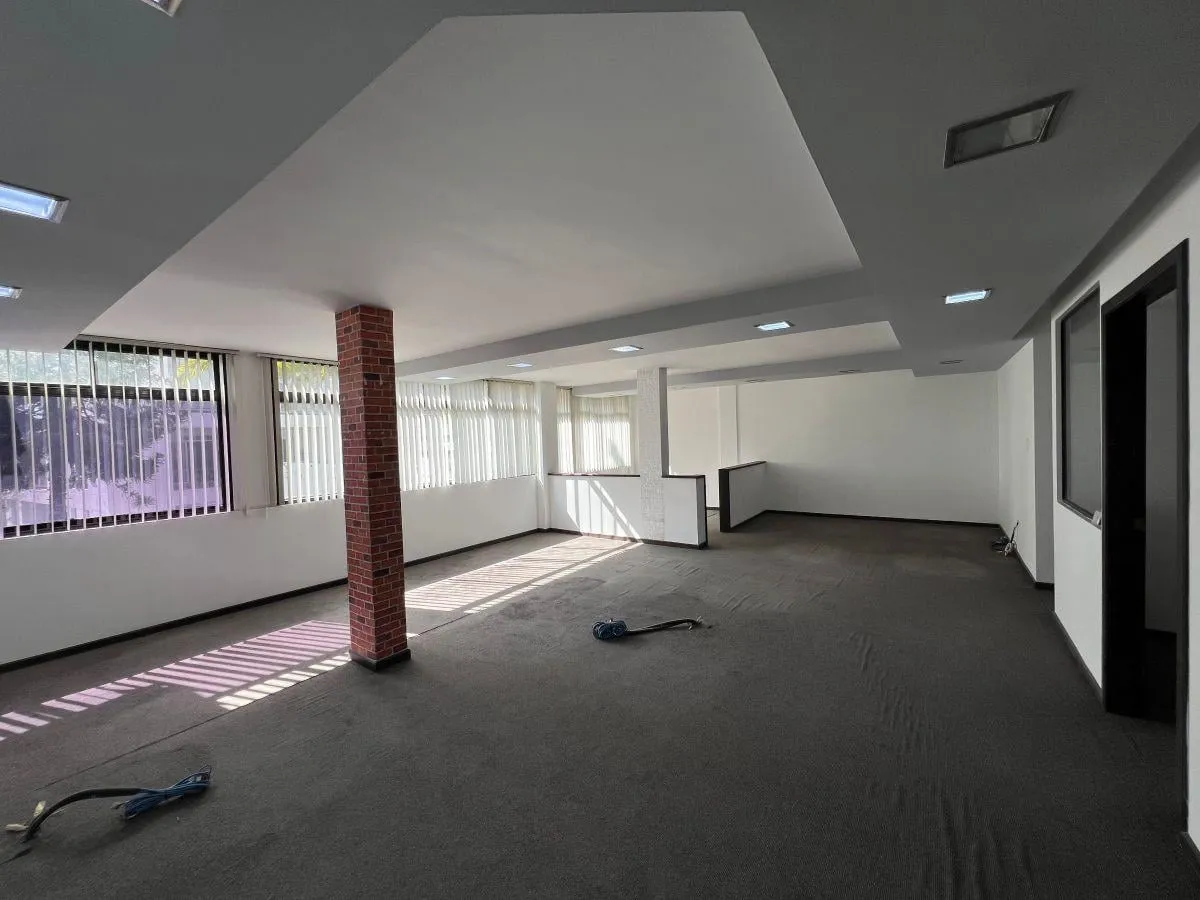 Comercial en alquiler en La Carolina, Quito — foto 4 de 30