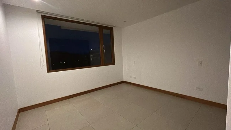 Departamento en alquiler en Cumbayá, Quito — foto 4 de 12