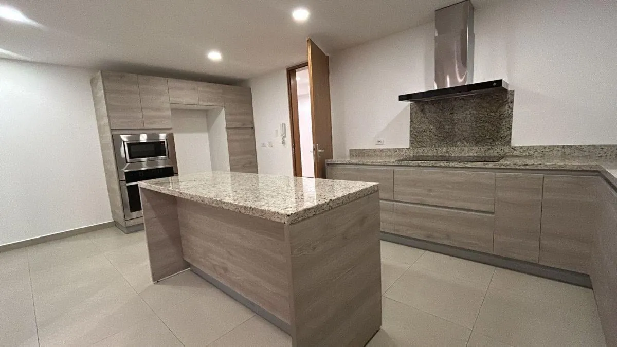 Departamento en alquiler en Cumbayá, Quito — foto 6 de 12
