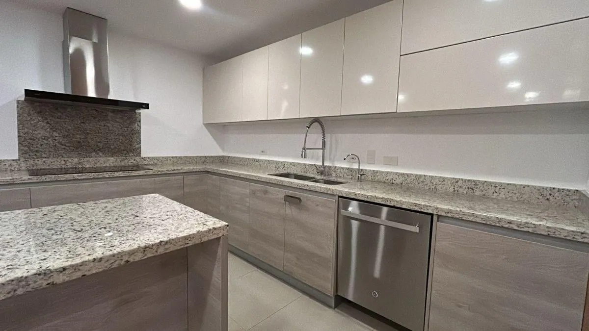 Departamento en alquiler en Cumbayá, Quito — foto 8 de 12