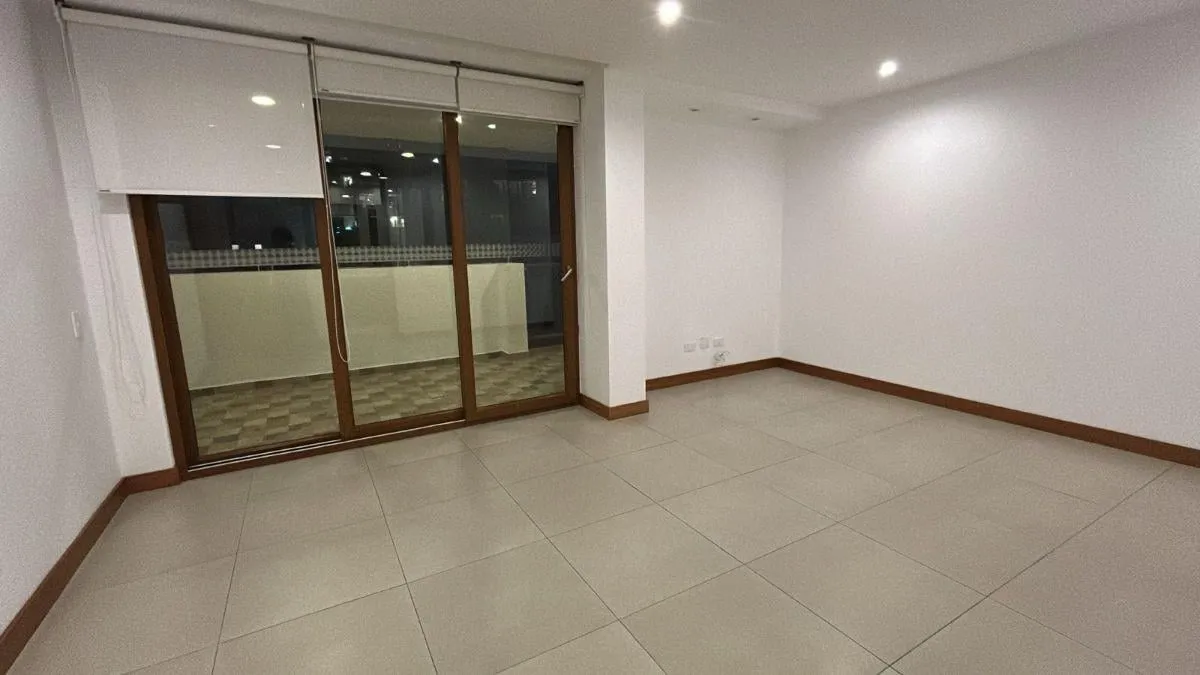 Departamento en alquiler en Cumbayá, Quito — foto 9 de 12