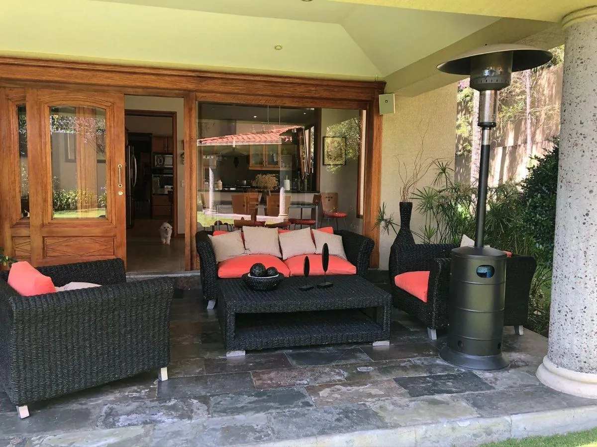 Casa en venta en Cumbayá, Quito — foto 7 de 12