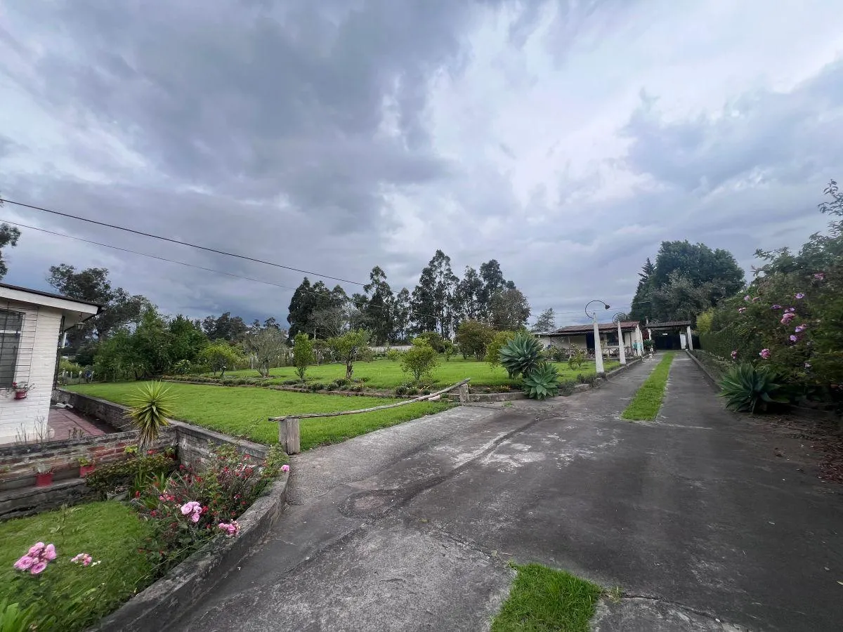 Terreno en venta en Puembo, Quito — foto 2 de 13