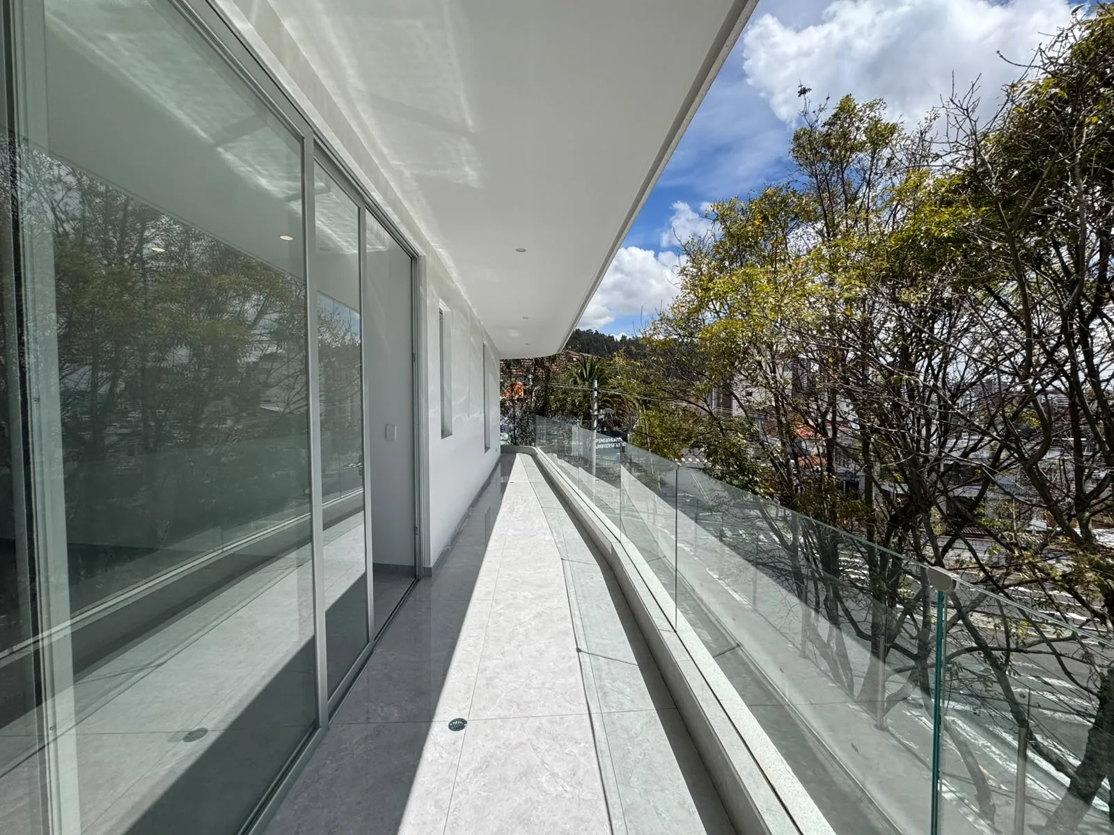 Departamento en venta en Granda Centeno, Quito — foto 3 de 15