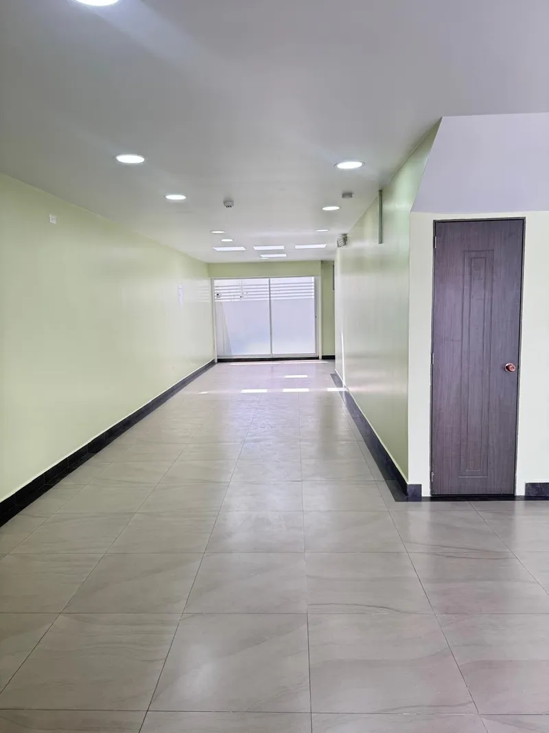 Oficina en alquiler en La Carolina, Quito — foto 4 de 8