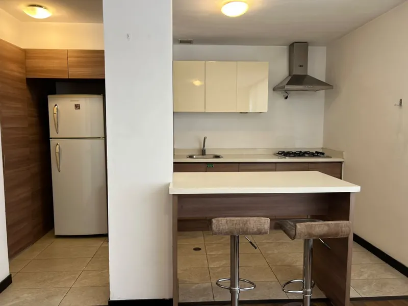 Suite en alquiler en La Carolina, Quito — foto 3 de 7