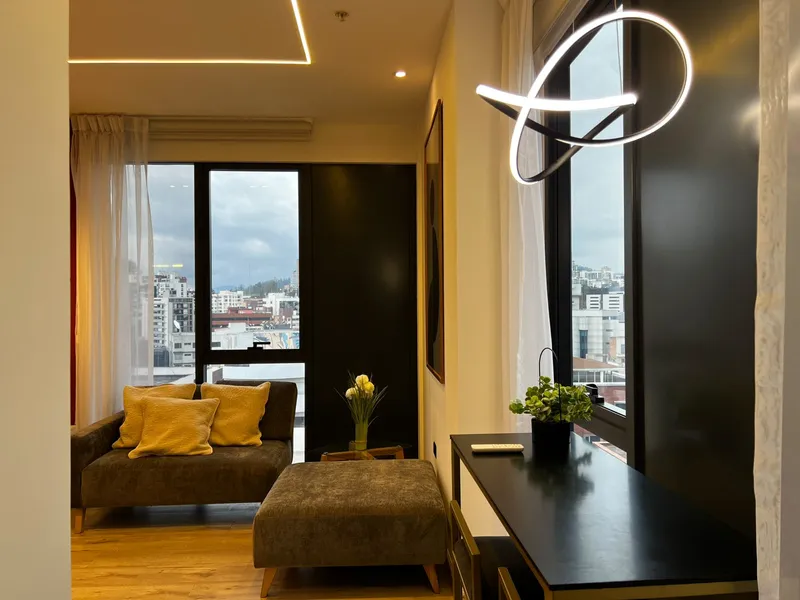 Suite en alquiler en República del Salvador, Quito