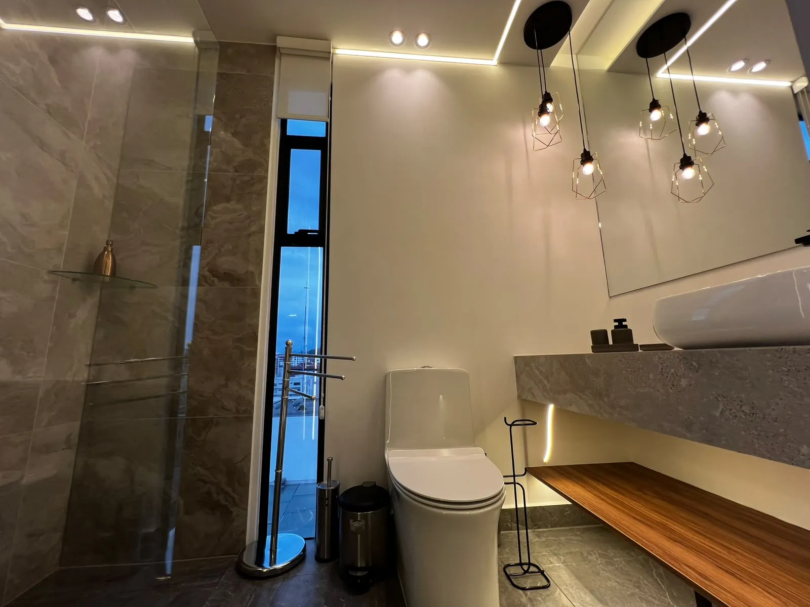 Suite en alquiler en República del Salvador, Quito — foto 12 de 12