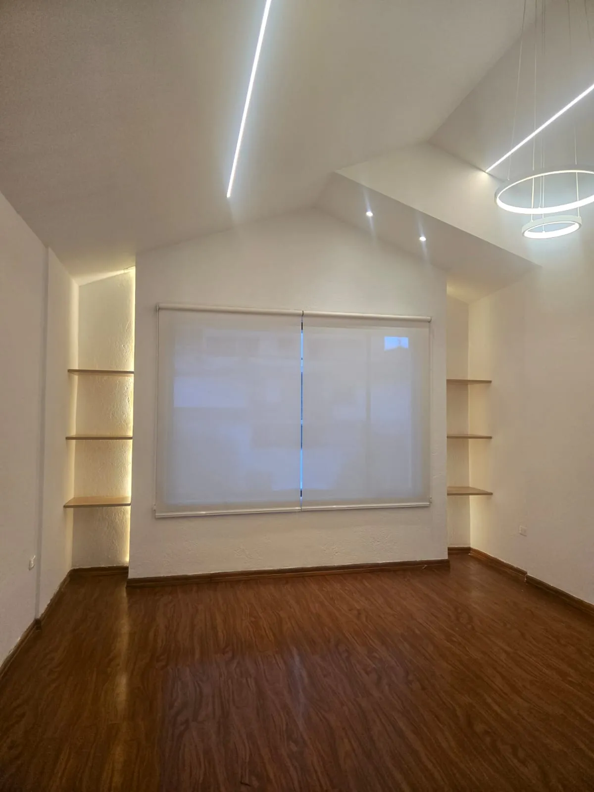 Comercial en alquiler en Monteserrín, Quito — foto 4 de 7