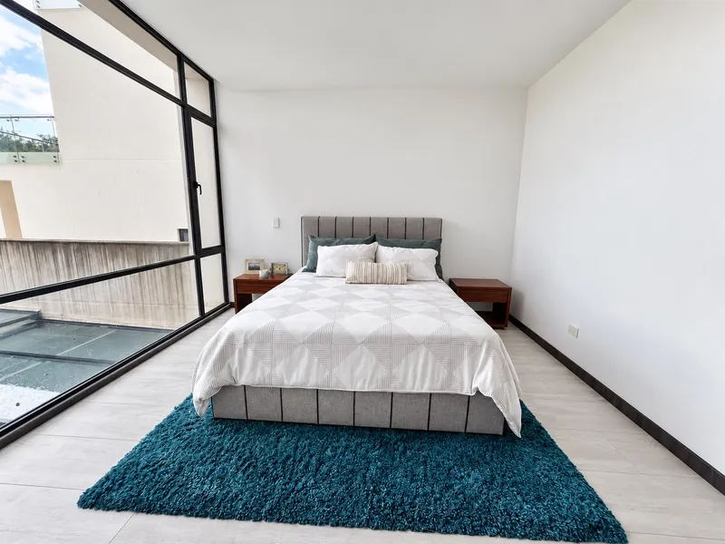 Departamento en venta en Lomas de Monteserrín, Quito — foto 5 de 10
