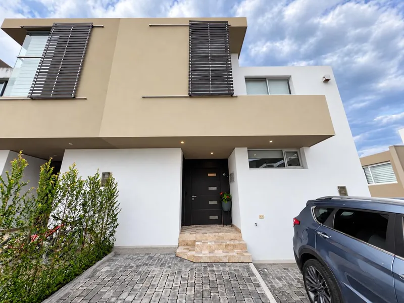 Casa en venta en San Juan Alto, Quito