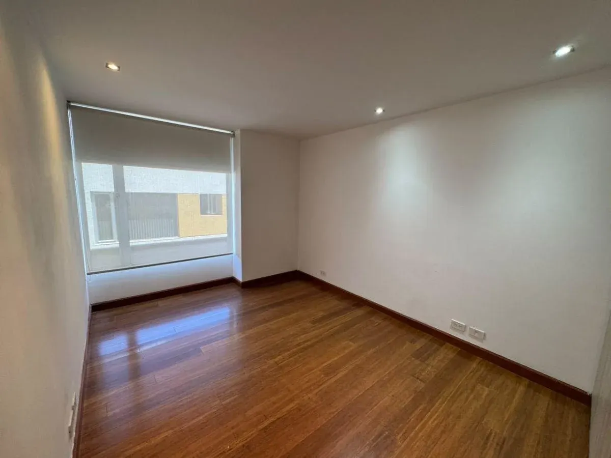 Departamento en alquiler en República del Salvador, Quito — foto 8 de 8