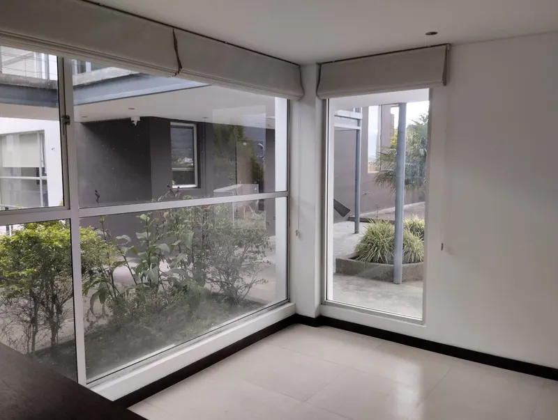 Suite en alquiler en Cumbayá (centro/plaza), Quito