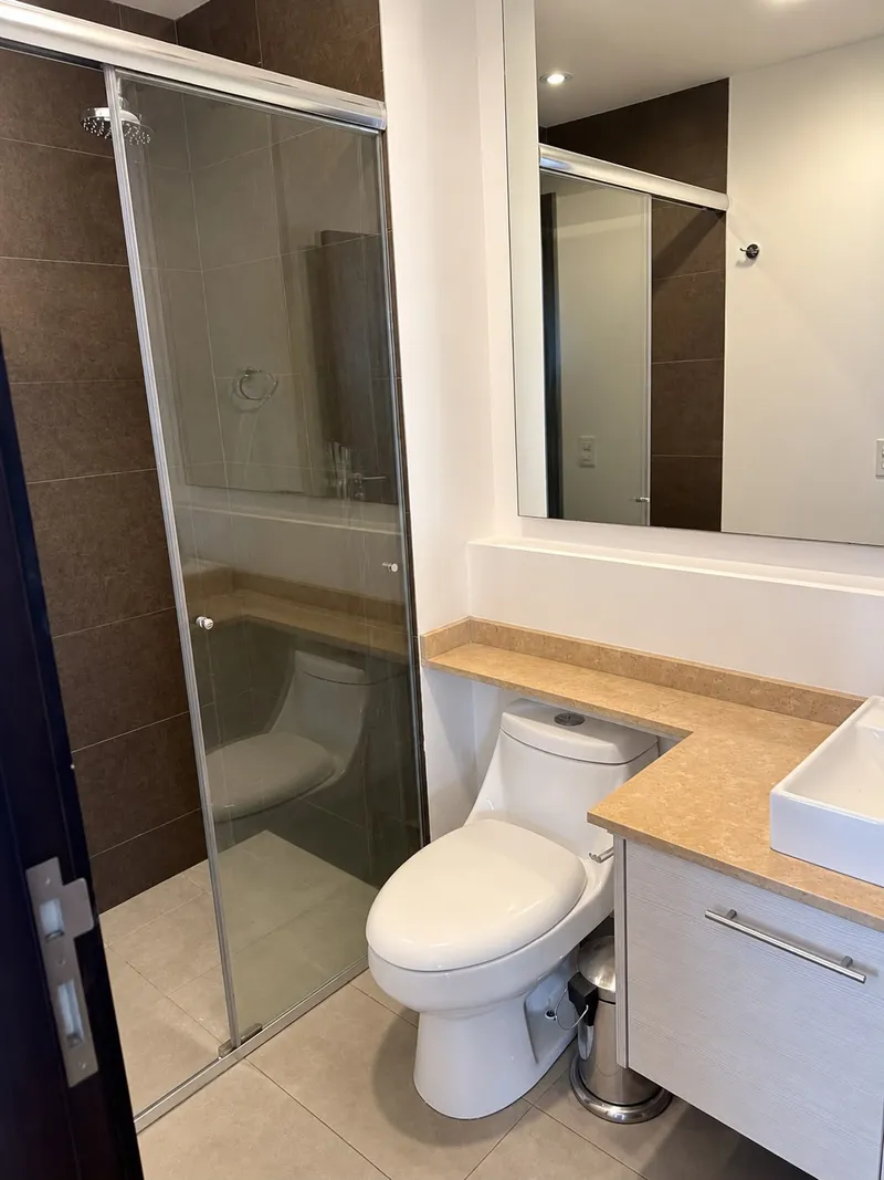 Departamento en alquiler en República del Salvador, Quito — foto 4 de 9