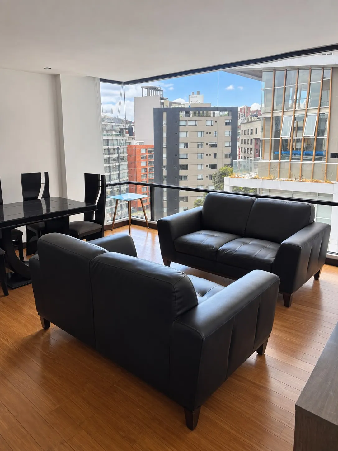 Departamento en alquiler en República del Salvador, Quito — foto 5 de 9