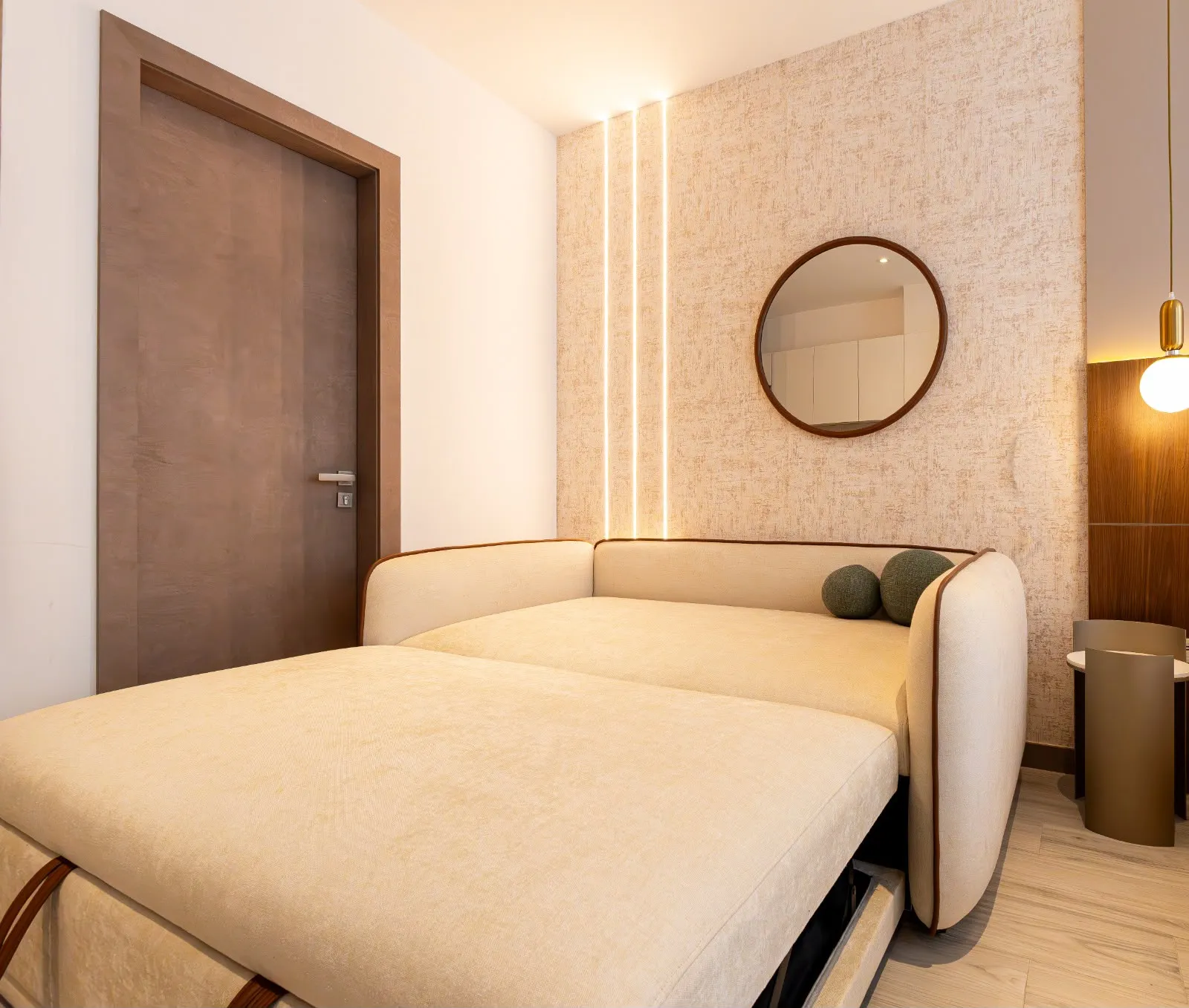 Suite en alquiler en República del Salvador, Quito — foto 4 de 6